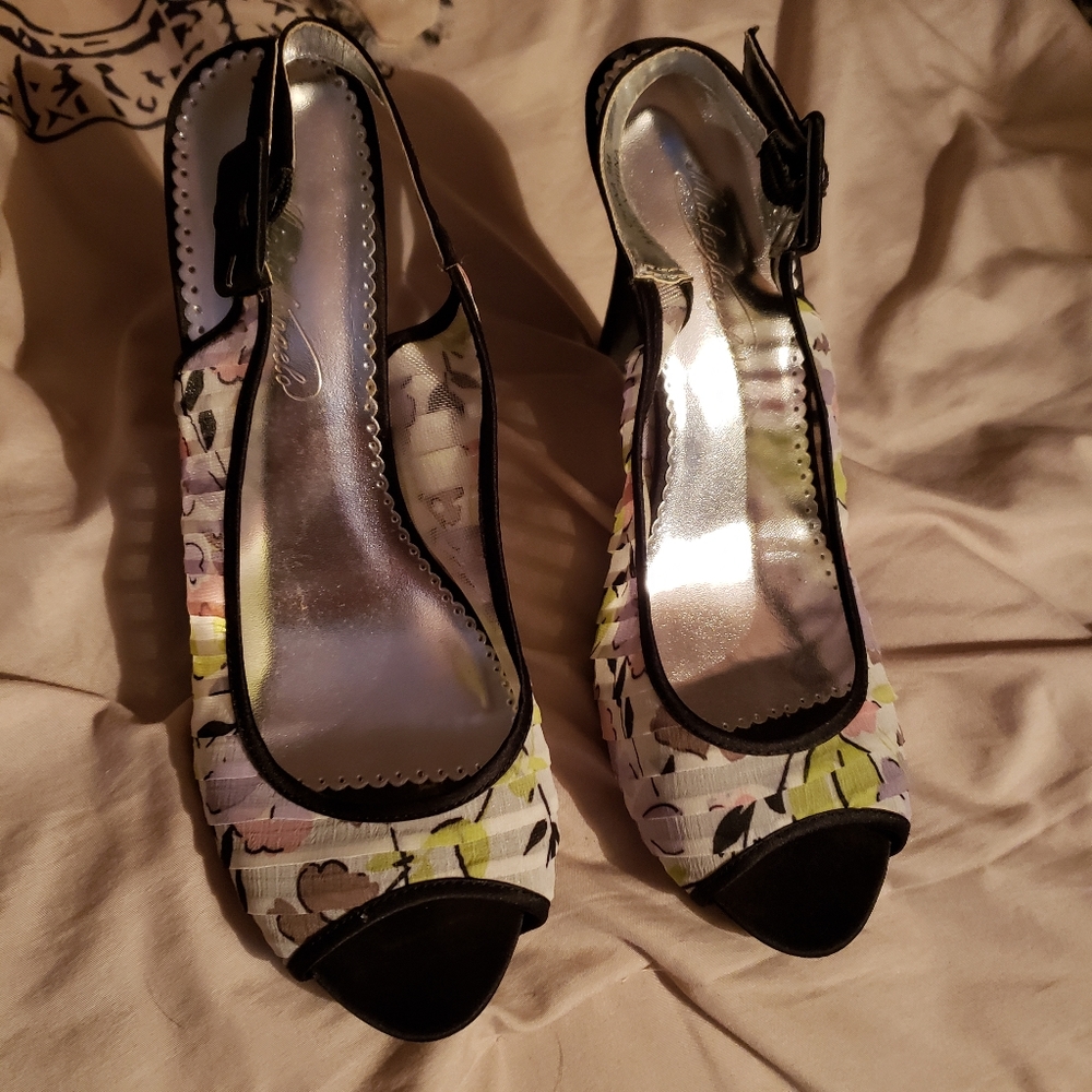 Open toe heels